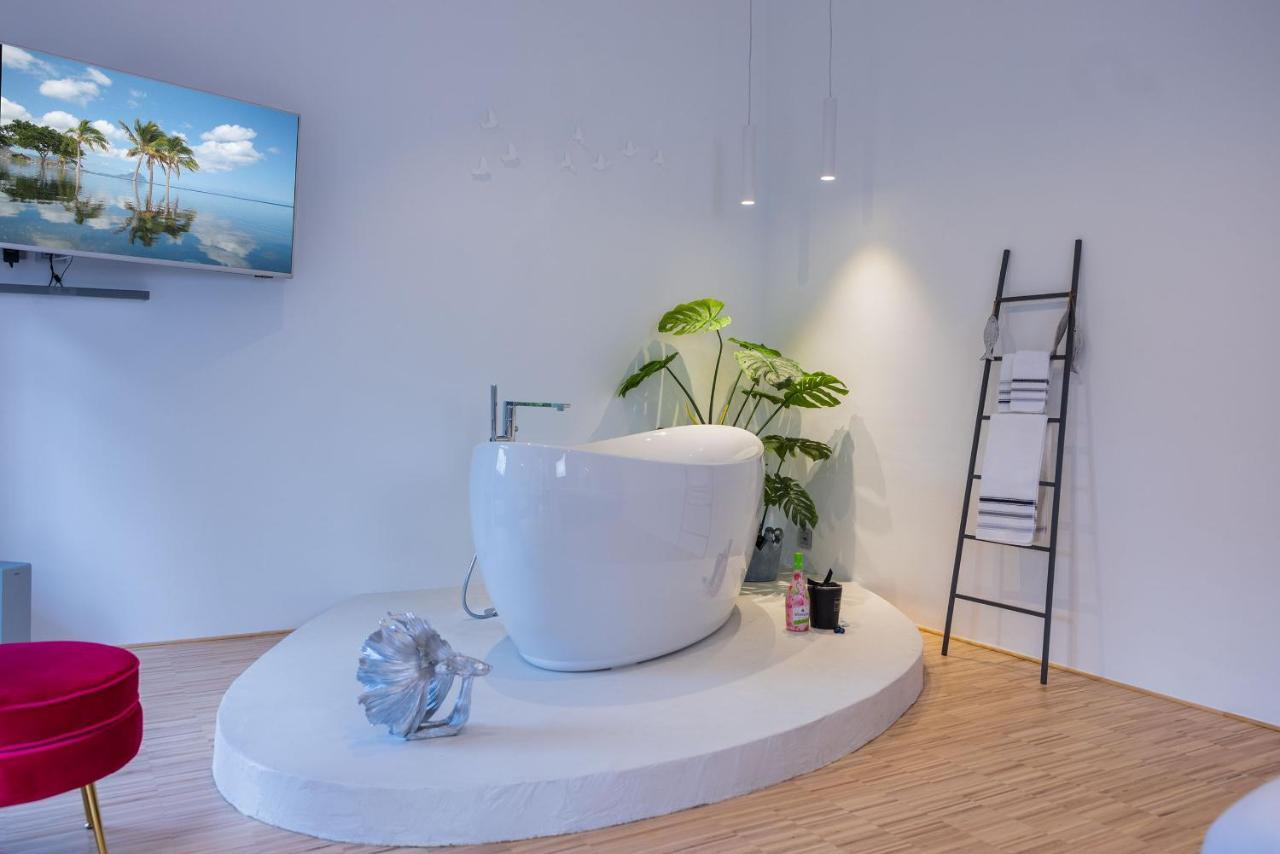 Luxus Wellness Loft - 245Qm - Designwohnen Im Zentrum Gütersloh Esterno foto